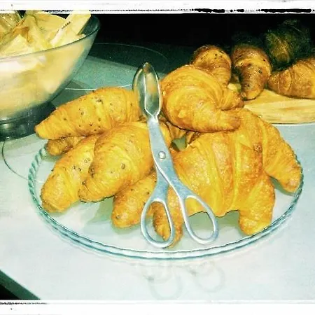 Castellani מלון 3*